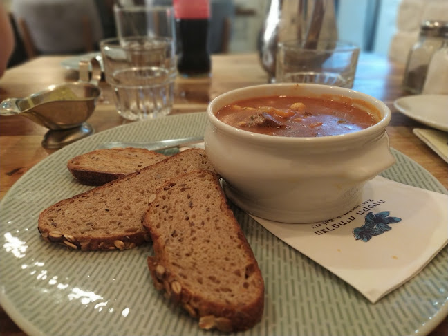 Comentarii opinii despre הצרפתיה הקטנה