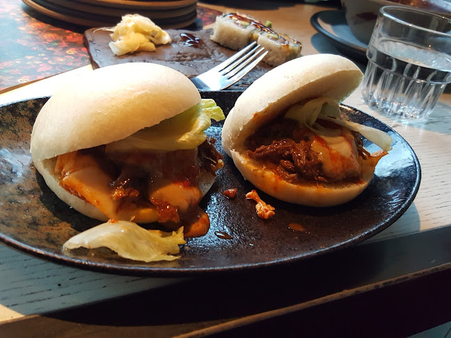 מינה טומיי - Minna Tomei חיפה, מרכז קסטרא - הסעדה