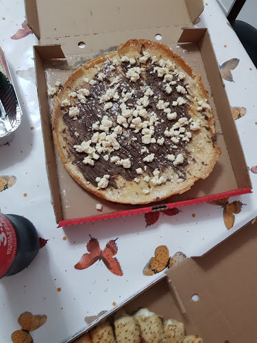 פיצה האט חדרה - הסעדה