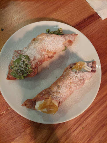 Opinii despre נאופוליטן în חיפה - הסעדה