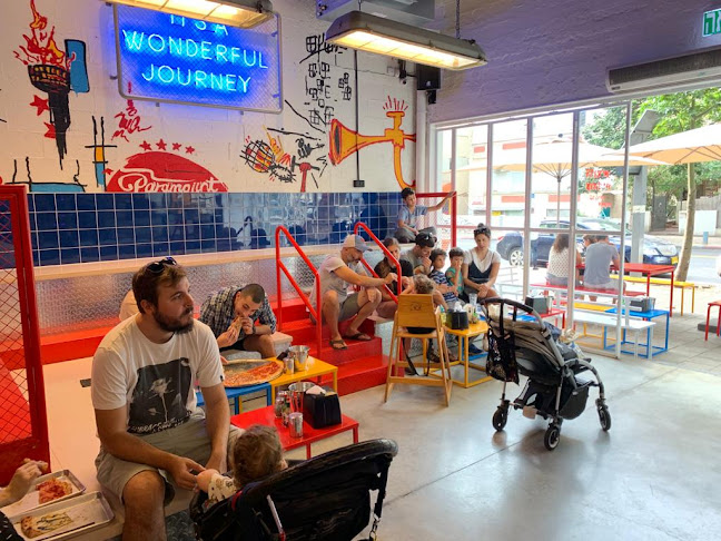 Brooklyn Pizza - הסעדה