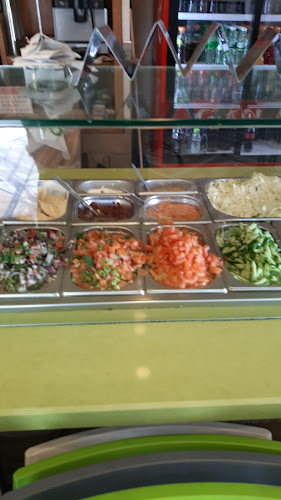 Comentarii opinii despre בית הפול והשווארמה - דימונה תחנה מרכזית | חומוס | פלאפל | סביח | שניצל | שווארמה | משלוחים