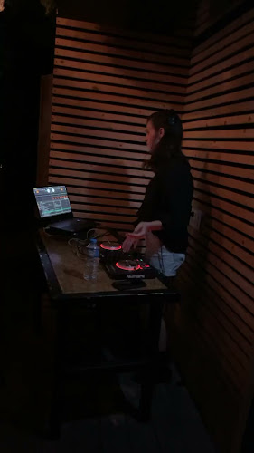 Comentarii opinii despre הסטודיו - פאב חברתי.