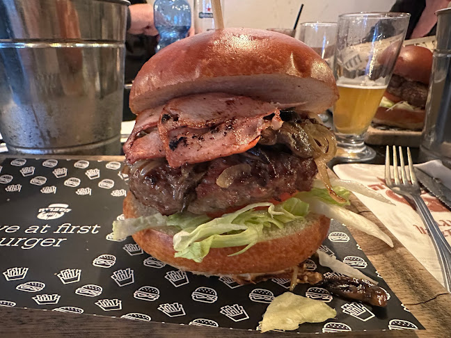 Opinii despre הספריה în באר שבע - הסעדה