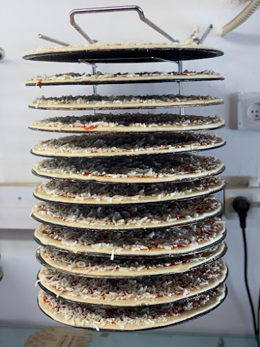 זכרון יעקב 52, פתח תקווה