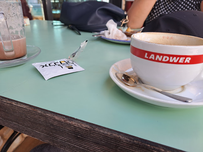 לנדוור - הסעדה