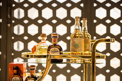 Peacock bar service - פיקוק שירותי בר וקוקטיילים לאירועים