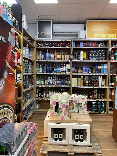 יין בעיר פ"ת - הסעדה