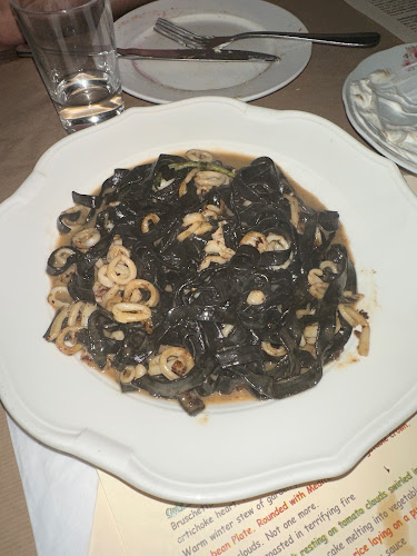 הסלון - הסעדה