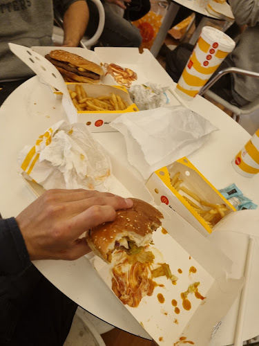 שלמה אבן גבירול 30, תל אביב-יפו, 6407807