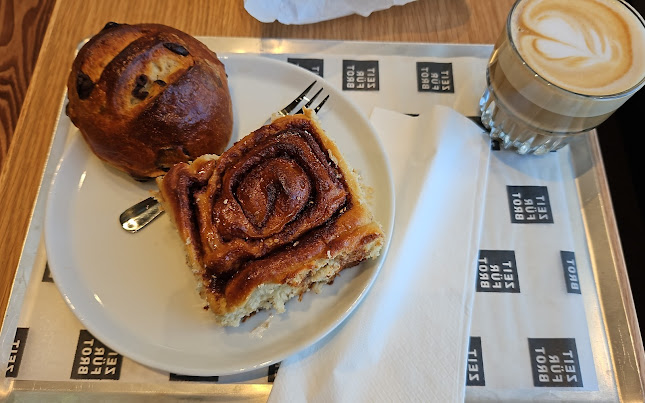 דרך מנחם בגין 37, תל אביב-יפו