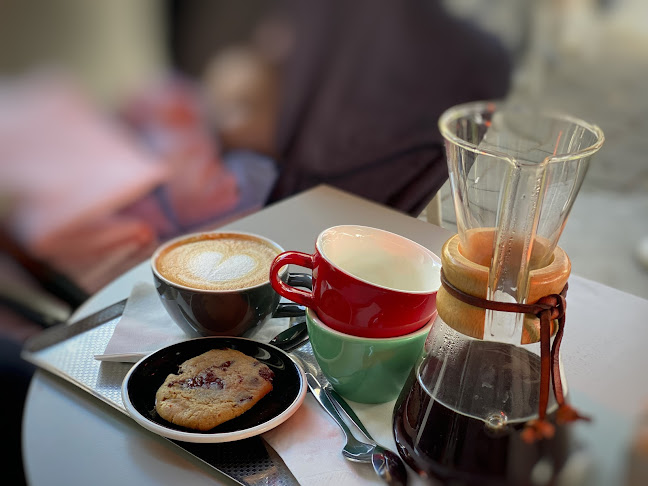 Opinii despre קפה נחת în תל אביב-יפו - הסעדה