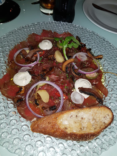 ווסט סייד - West Side - תל אביב-יפו