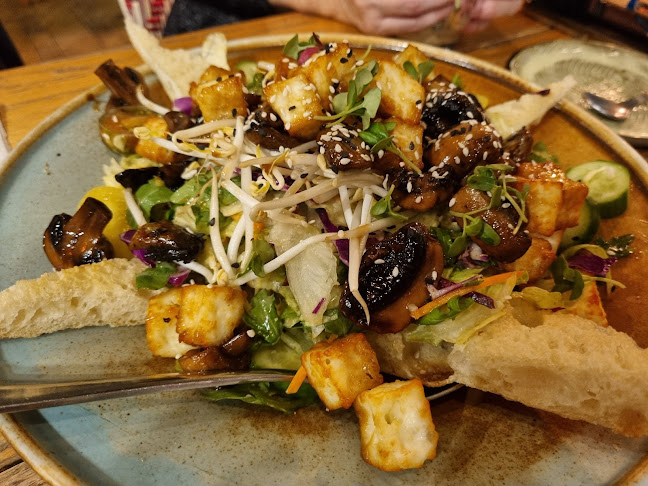 בן ציון מיכאלי 20, הרצליה