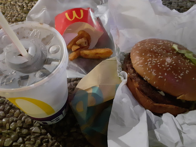 Opinii despre מקדונלד'ס - לונדון מיניסטור, תל אביב în תל אביב-יפו - הסעדה