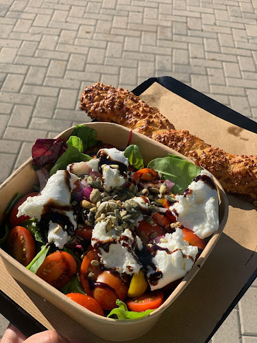 קטרינה - עגלת קפה - הסעדה