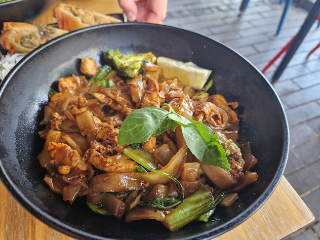 צ'אנג בה - הסעדה