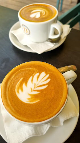 Opinii despre אייר קפה (Air caffe) מסעדה איטלקית חלבית כשרה în קריית שדה התעופה - הסעדה