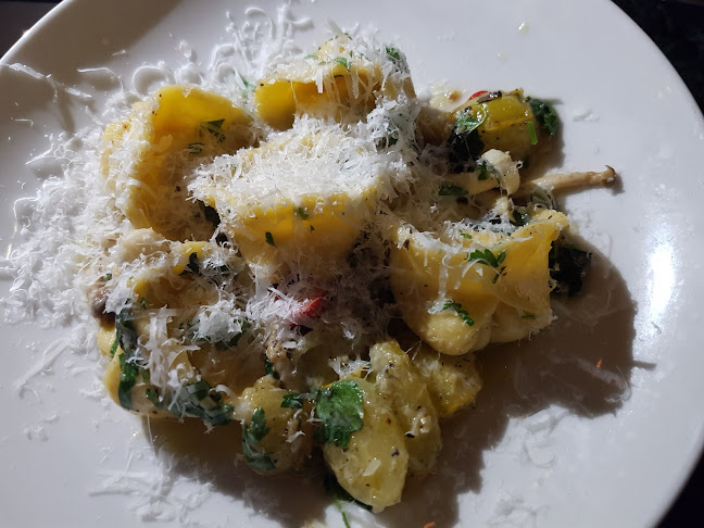 Comentarii opinii despre אחוזת בית 3