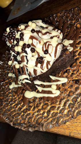 Burgus Burger Bar נתניה - הסעדה