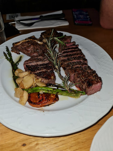 זה אשדוד - הסעדה