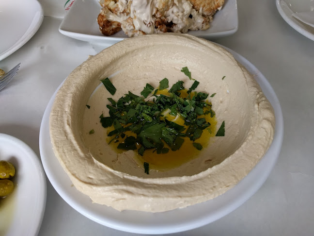 חאלד עדוי - הסעדה