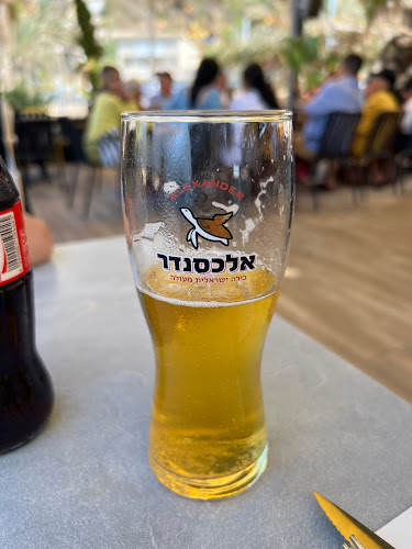 חוף סירונית, נתניה