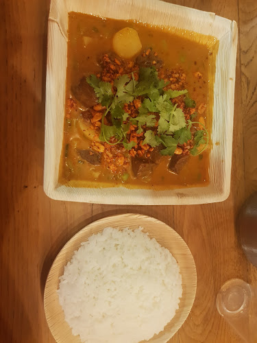 נאיה ירושלים - הסעדה