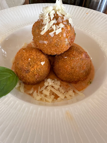 ביץ׳ קלאב חיפה - Beach Club Haifa