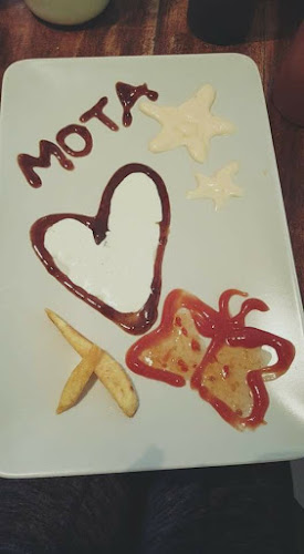 מוטה טורטיה בר - הסעדה