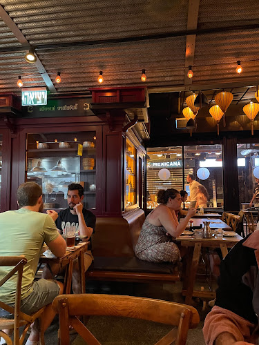 שוק, אלוף קלמן מגן 3, תל אביב-יפו