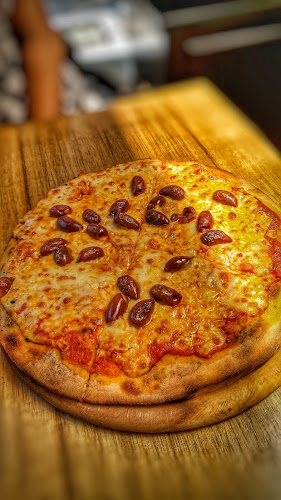 פומפידו - הסעדה