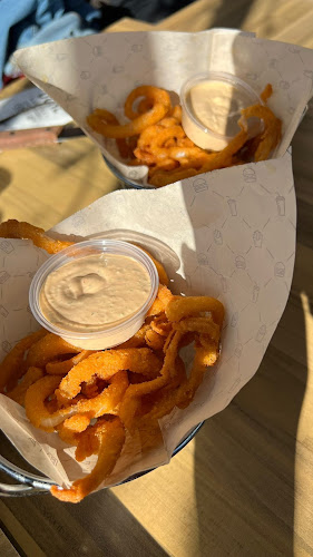 Opinii despre מסעדת BBB יגאל אלון în תל אביב-יפו - הסעדה