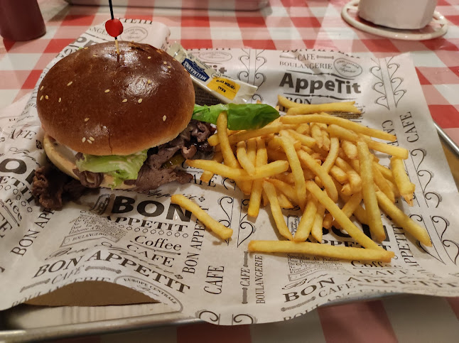 Comentarii opinii despre האדומה פוד טראק עם בשר מהגולן