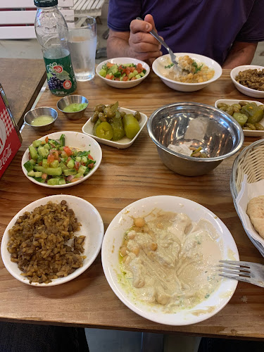 חומוס ברדיצ’ב זיו - נוה שאנן כשר למהדרין בהשגחת הרב מחפוד - הסעדה