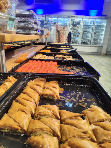 האופה מבגדד - הסעדה