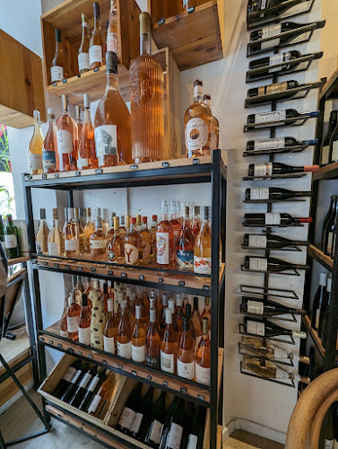 Wine BaKerem - הסעדה