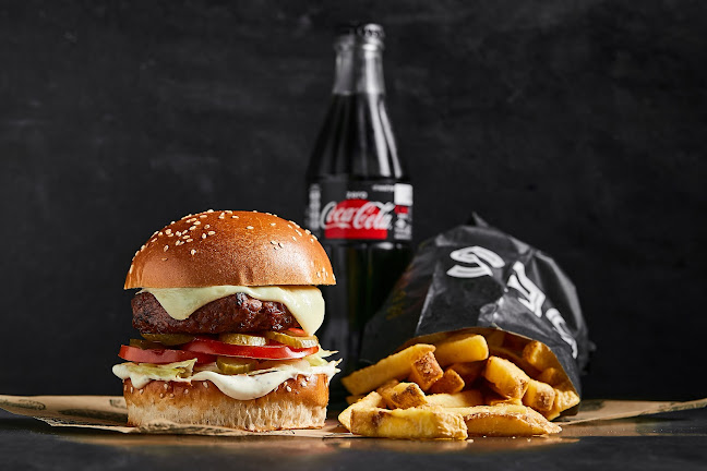 moses shop מוזס שופ הוד השרון