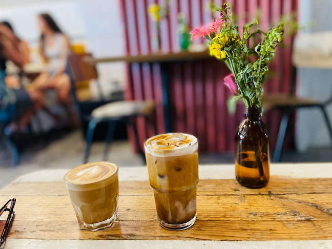 Comentarii opinii despre אדמונד קפה