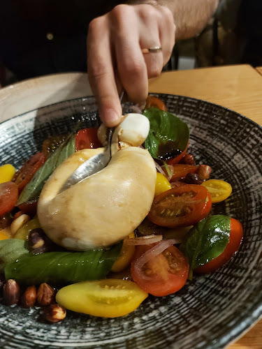 Comentarii opinii despre Deja Bu - דז'ה בו