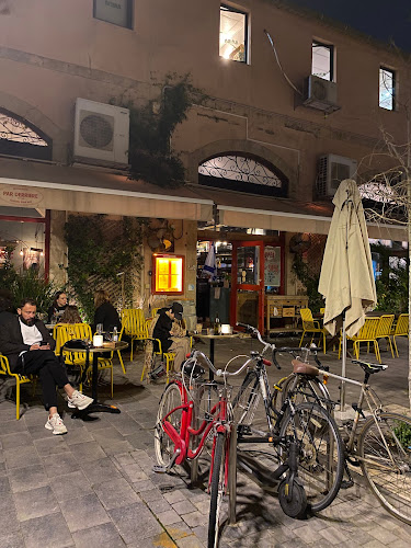 פר דרייר - הסעדה