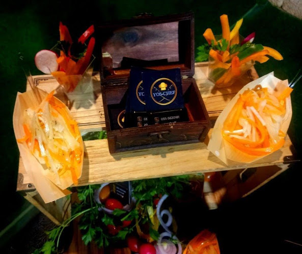 Opinii despre יוסי שף שולחן שוק - שולחנות שוק în קריית ביאליק - הסעדה