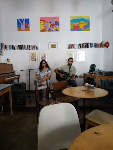 קפה הפינה - הסעדה