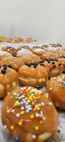 פריך פטיסרי שמדבר עברית - הסעדה