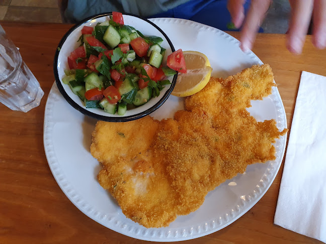 אוליב קורנר - הסעדה