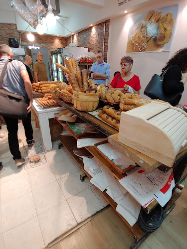 שף יניב צמח מאפים ללא גלוטן - הסעדה