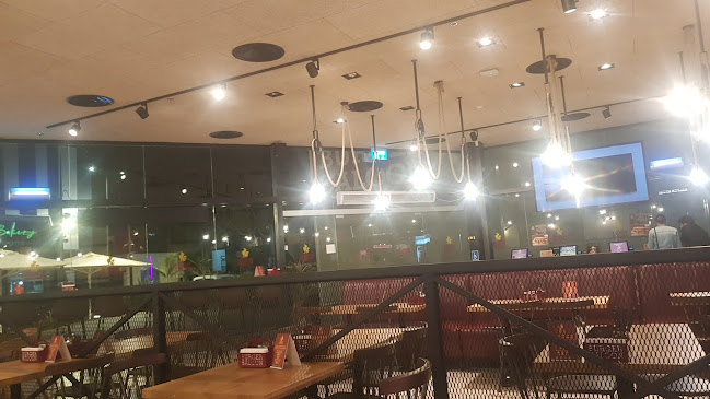 בורגר סאלון רגבה - הסעדה