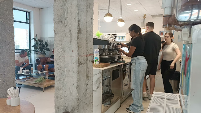 Opinii despre עוגה צ'אגה קונדיטוריה באילת • עוגות איכות • בית קפה în אילת - הסעדה