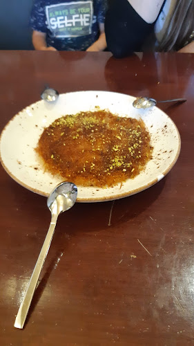 אל באבור - הסעדה