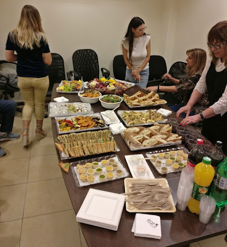 Opinii despre קייטרינג מגשי אירוח איט איט eatit catering în קריית ביאליק - הסעדה